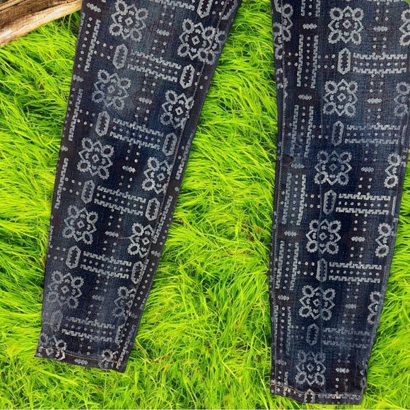 Current/Elliott ‘The Stiletto’ Skinny Leg Jeans in “Bandana” Print Size 28 - Picture 8 of 15